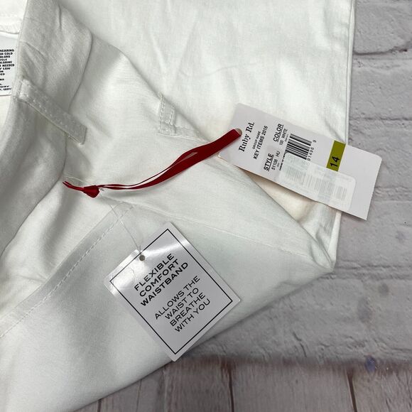 NWT Ruby Rd. Women Pull On Comfort Waistband Bermuda Shorts Size 14 White M258 6 - Picture 11 of 16